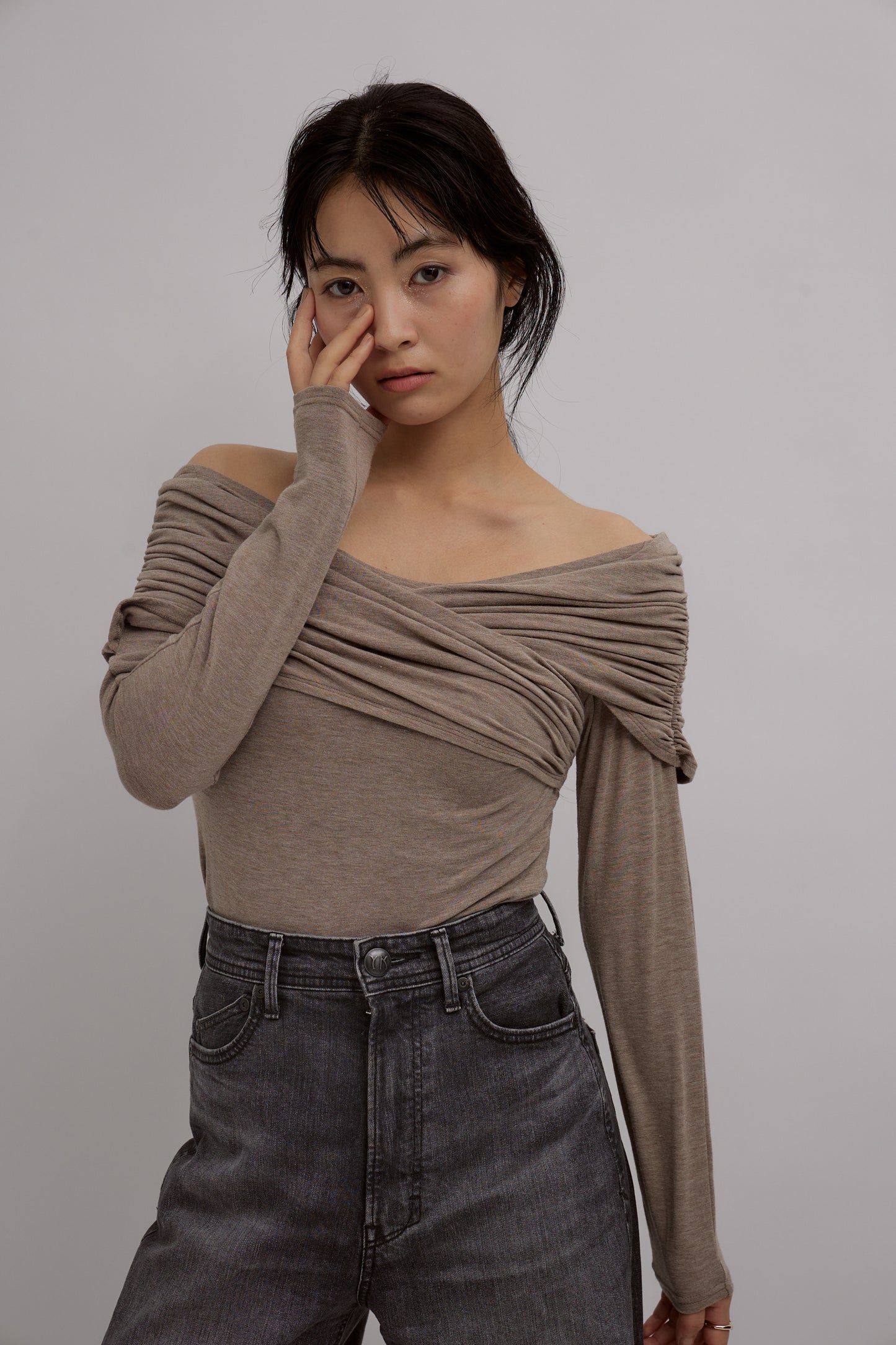 Crossed Reversible Offshoulder Tops
