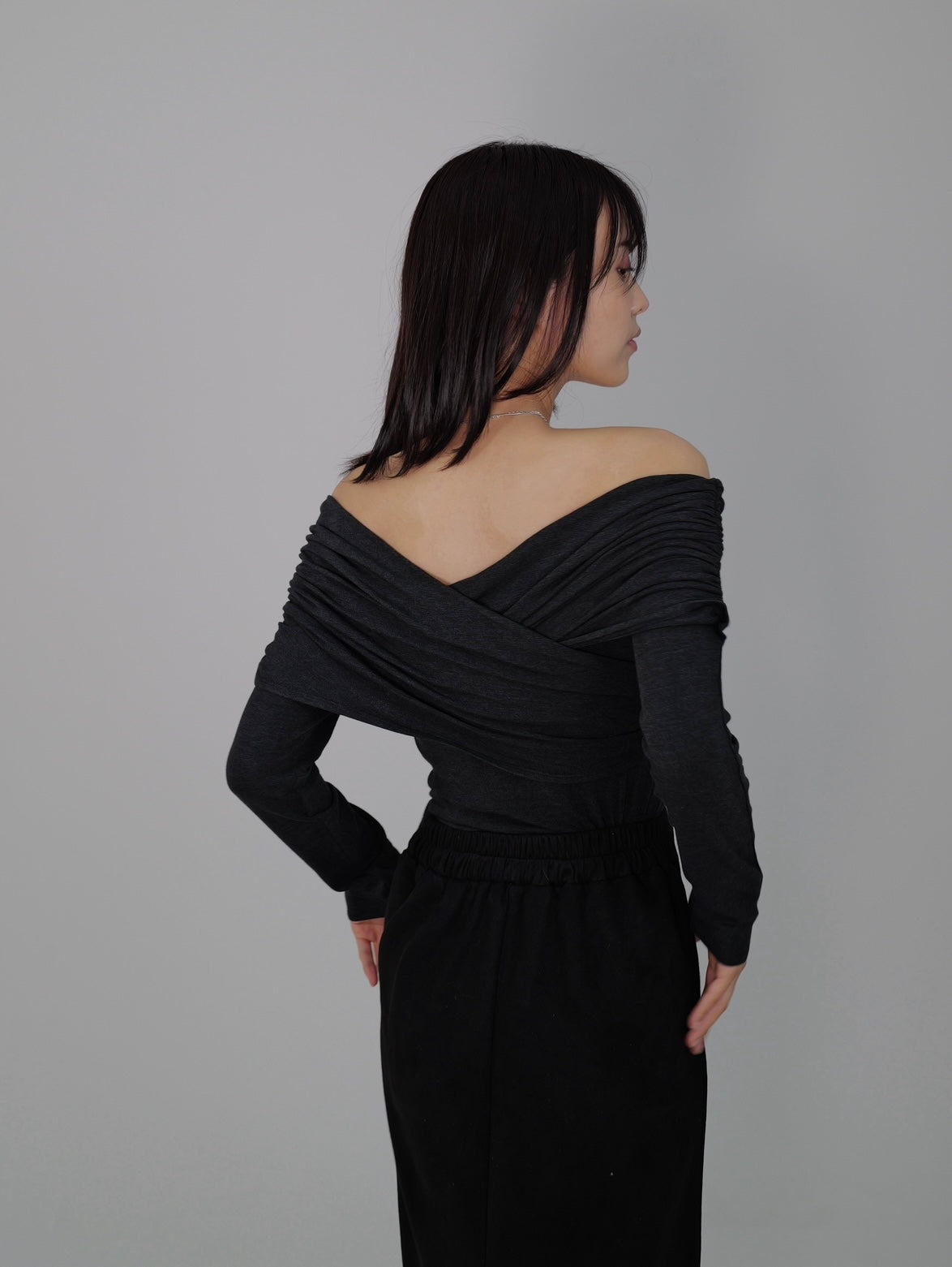 Crossed Reversible Offshoulder Tops
