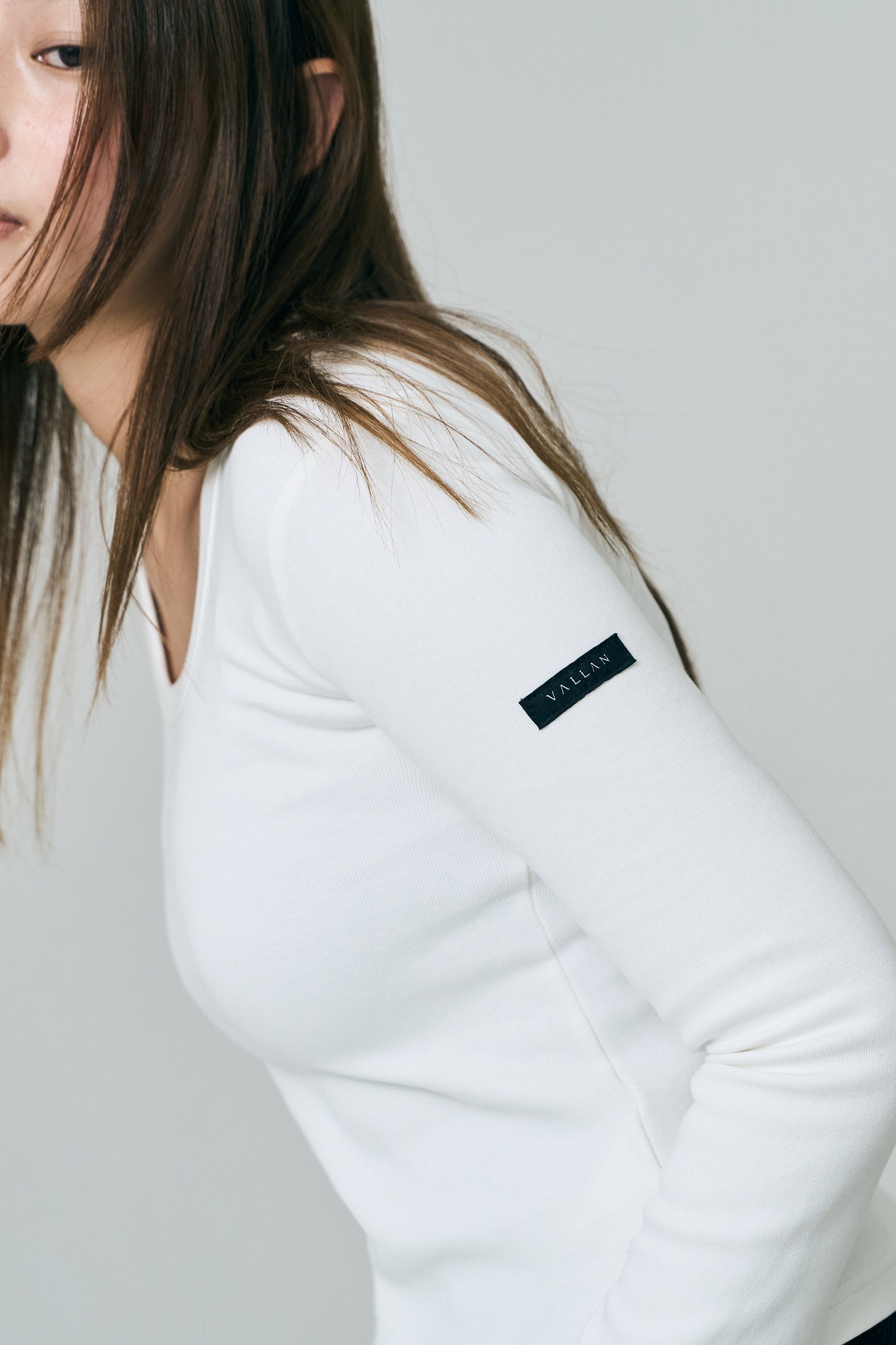 Tag-Sleeve U-Neck Mini Long Tee