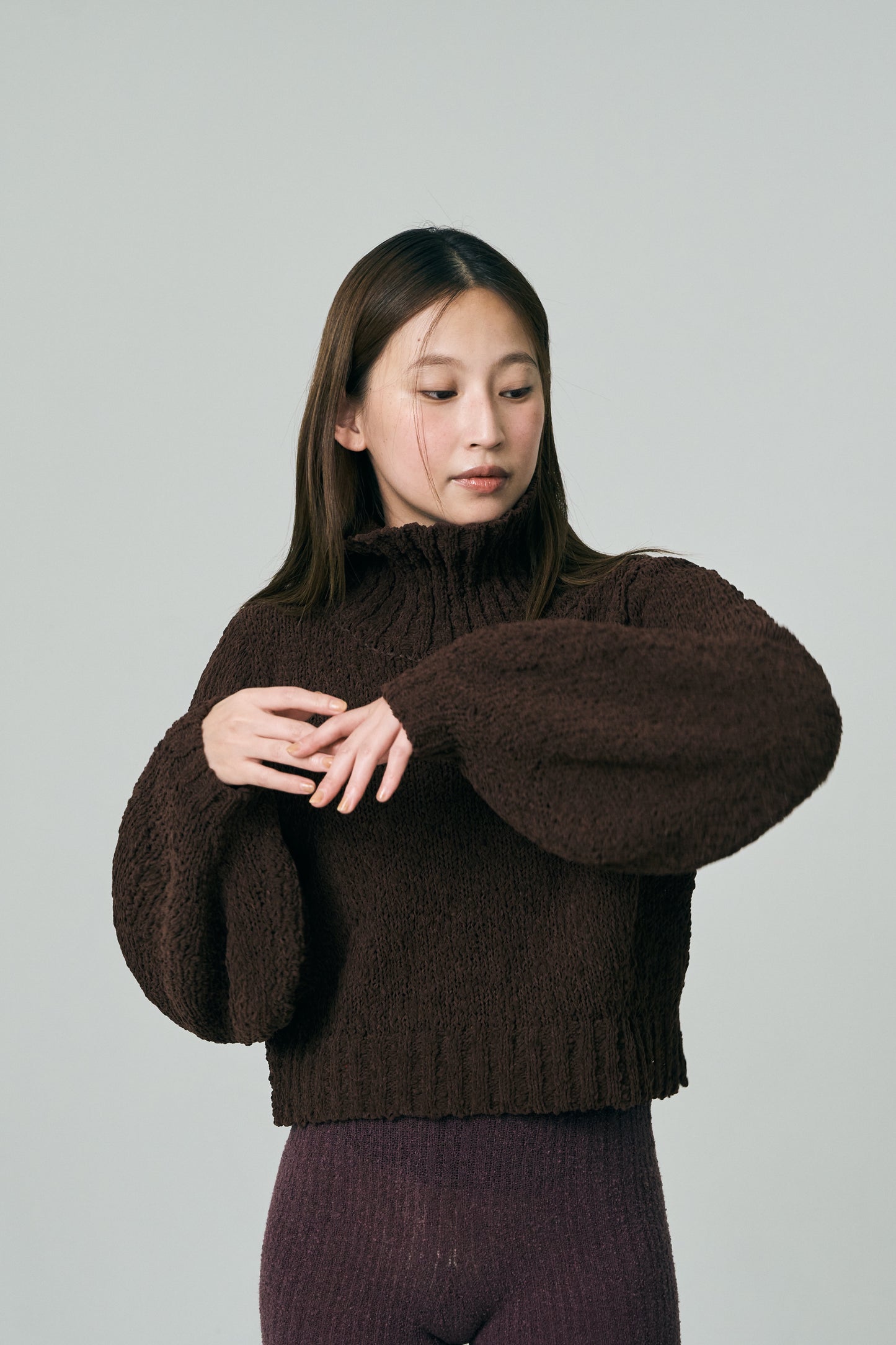 Wavy Yarn Balloon Sleeve Cropped Tops