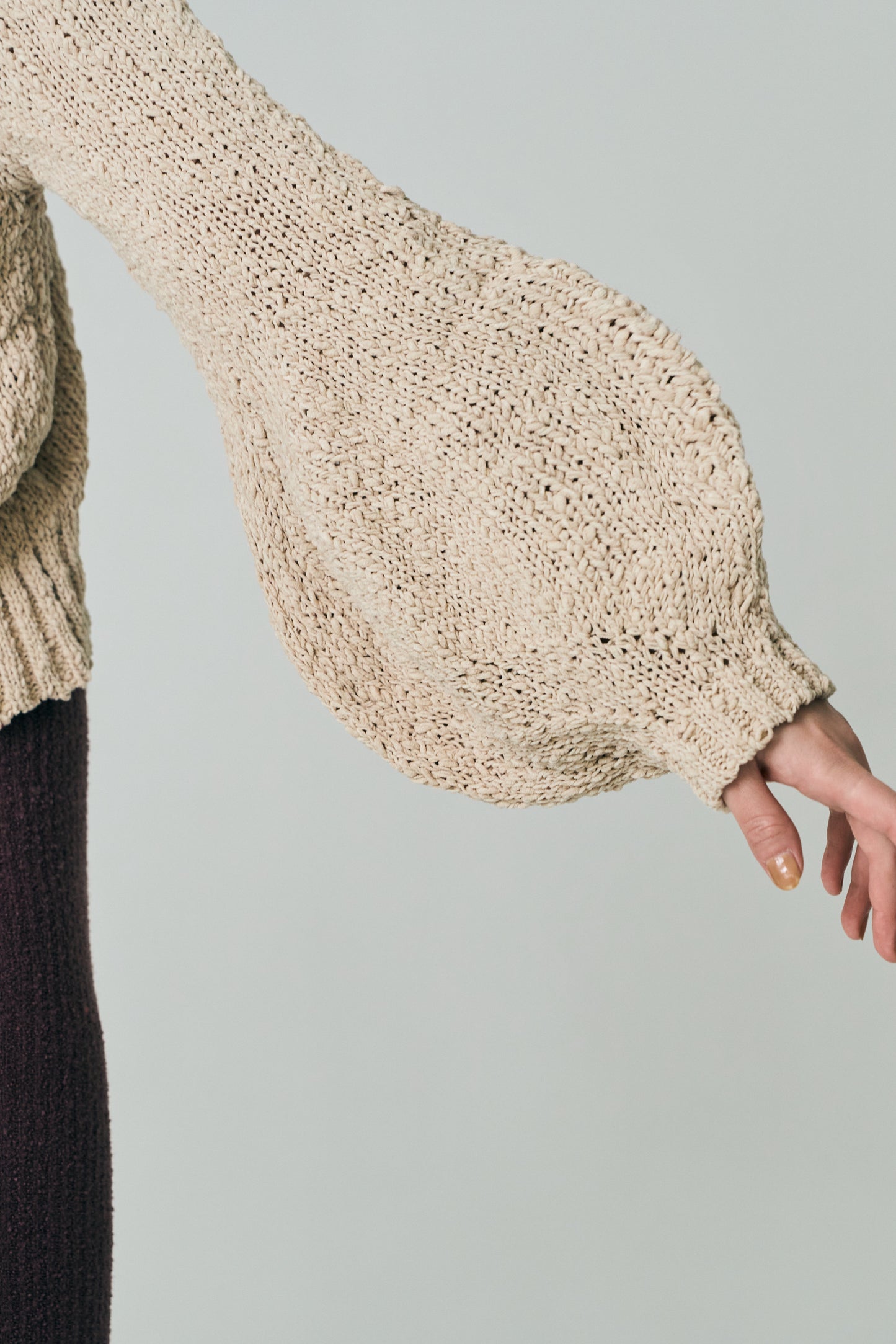 Wavy Yarn Balloon Sleeve Cropped Tops