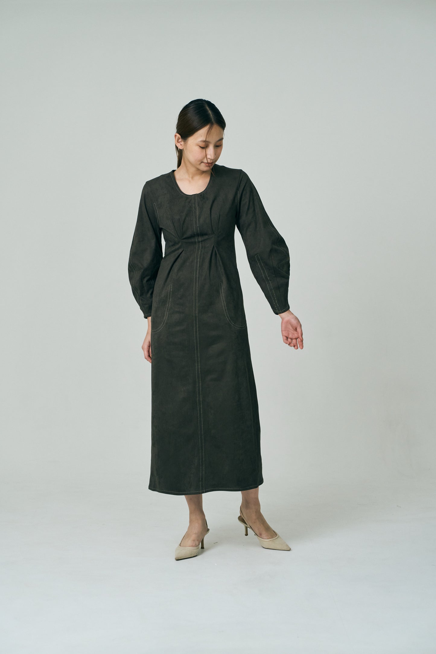 Uneck Stitch Cocoon Dress