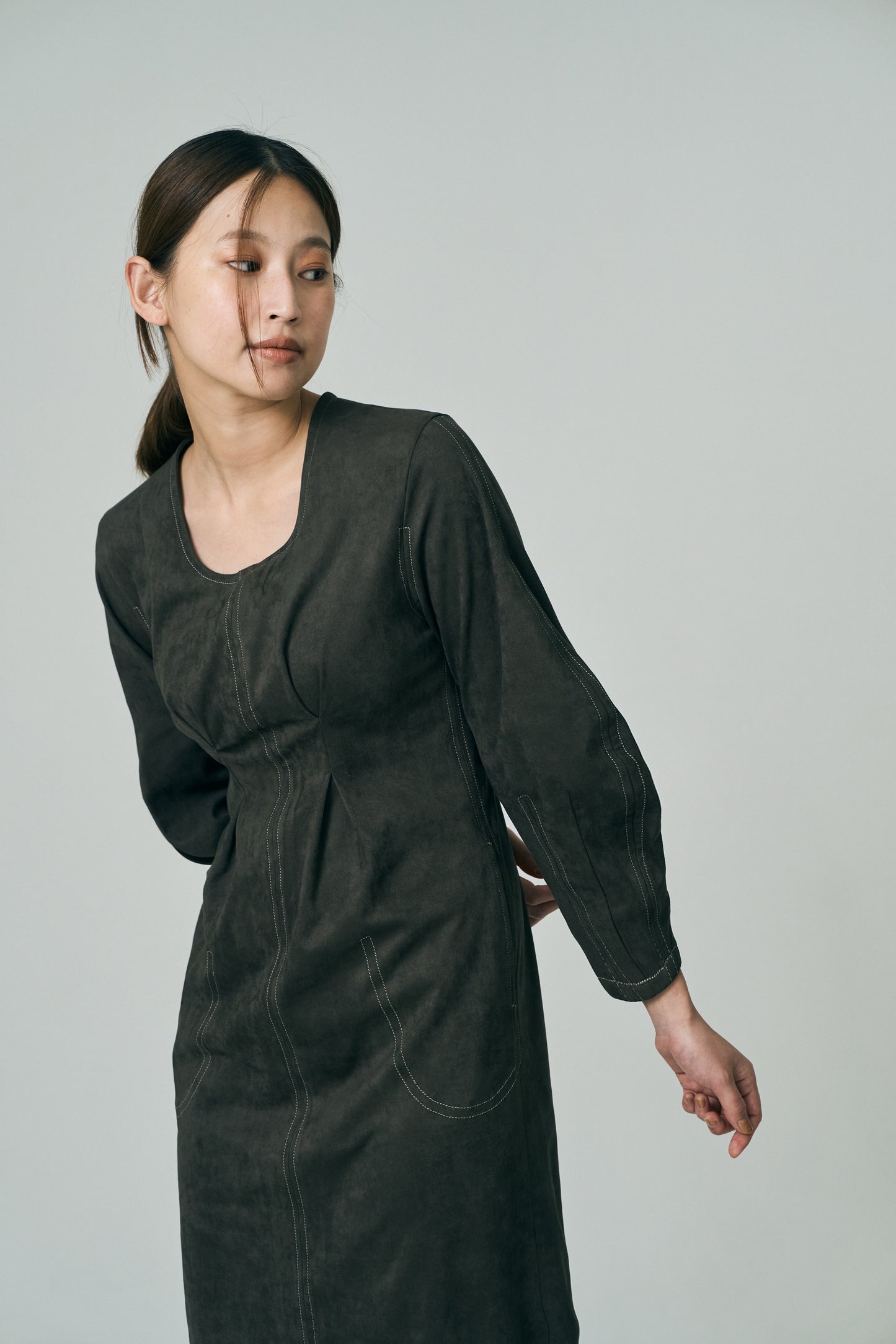 Uneck Stitch Cocoon Dress