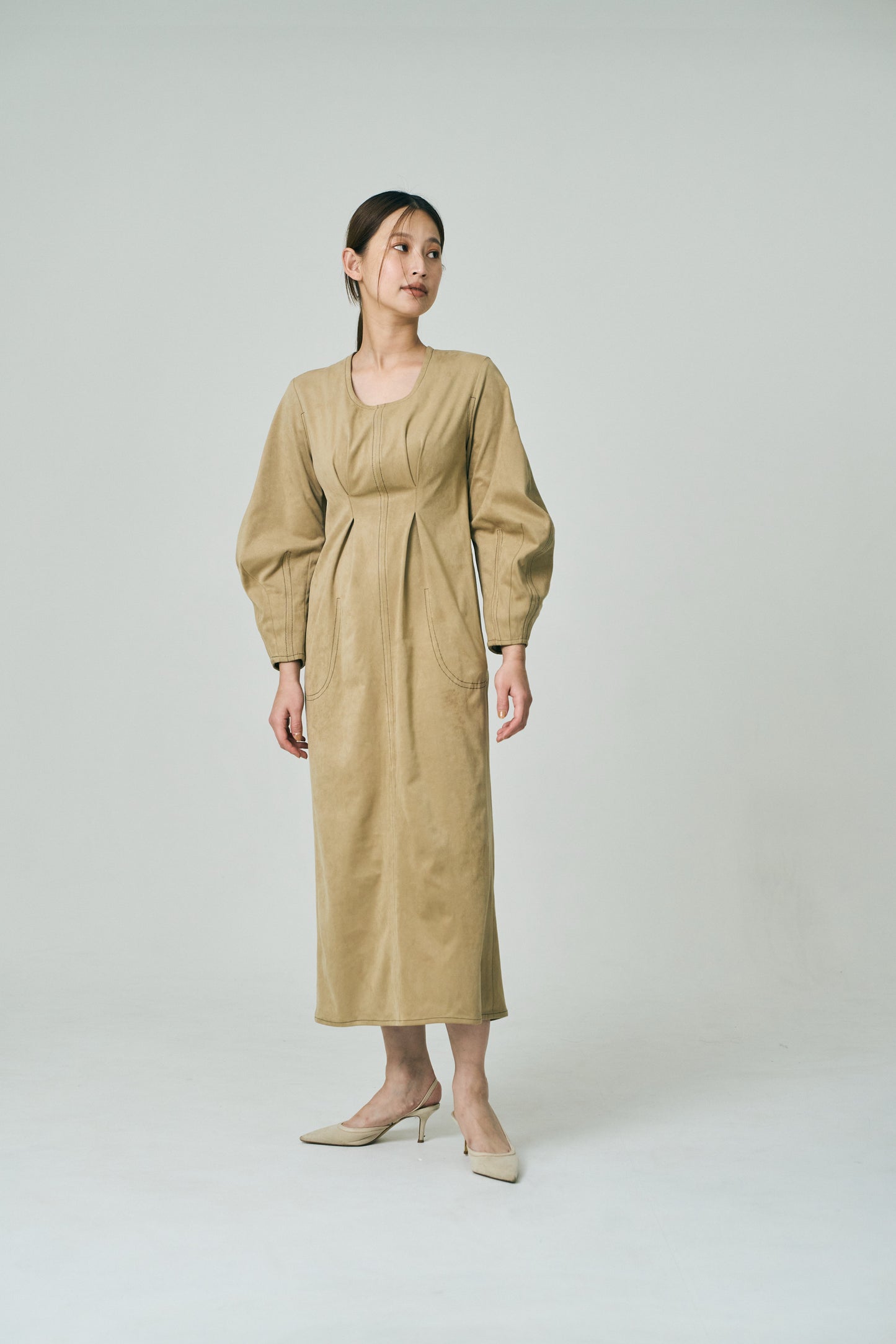 Uneck Stitch Cocoon Dress