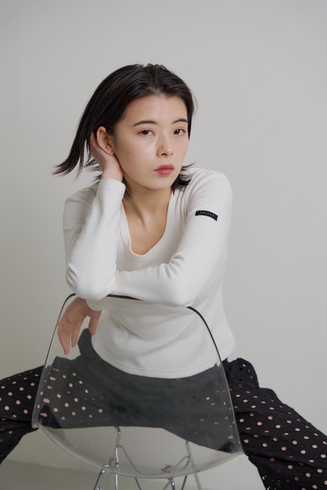 Tag-Sleeve U-Neck Mini Long Tee