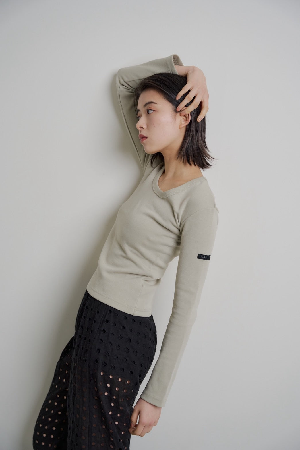 Tag-Sleeve U-Neck Mini Long Tee