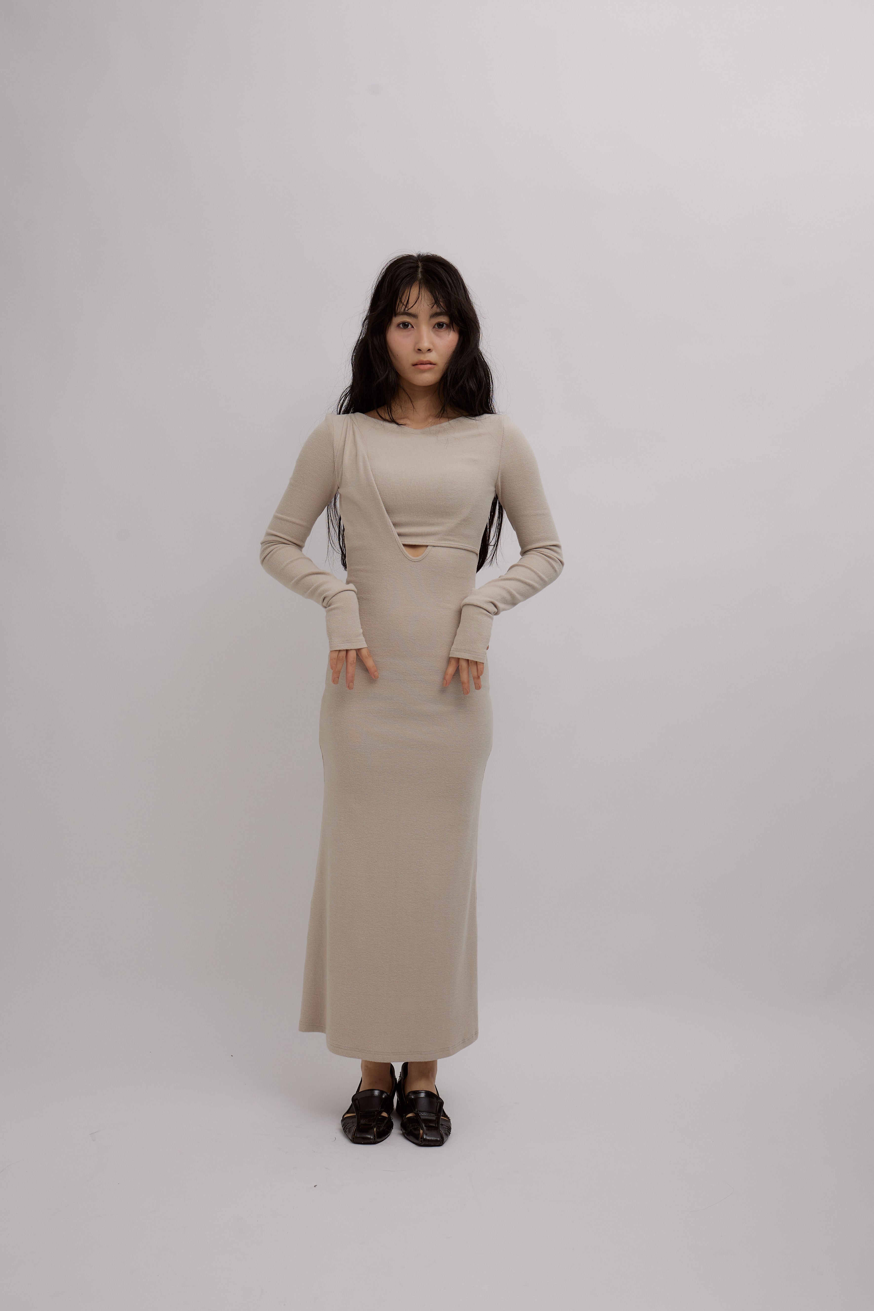 ワンピース vallan Layered Nuance Cutout Dress Layered Nuance Cutout Dress – VALLAN