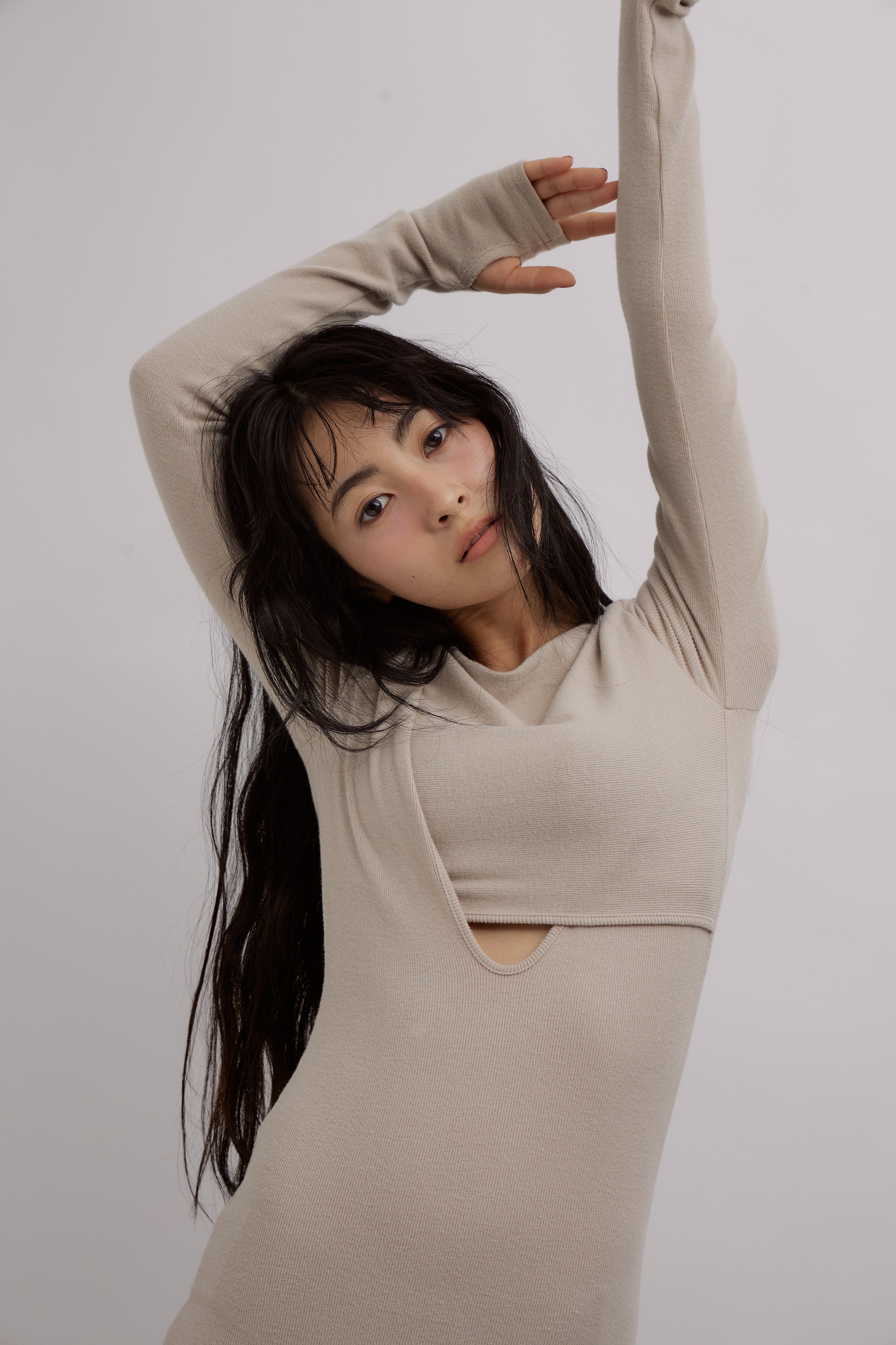 ワンピース vallan Layered Nuance Cutout Dress Layered Nuance Cutout Dress – VALLAN