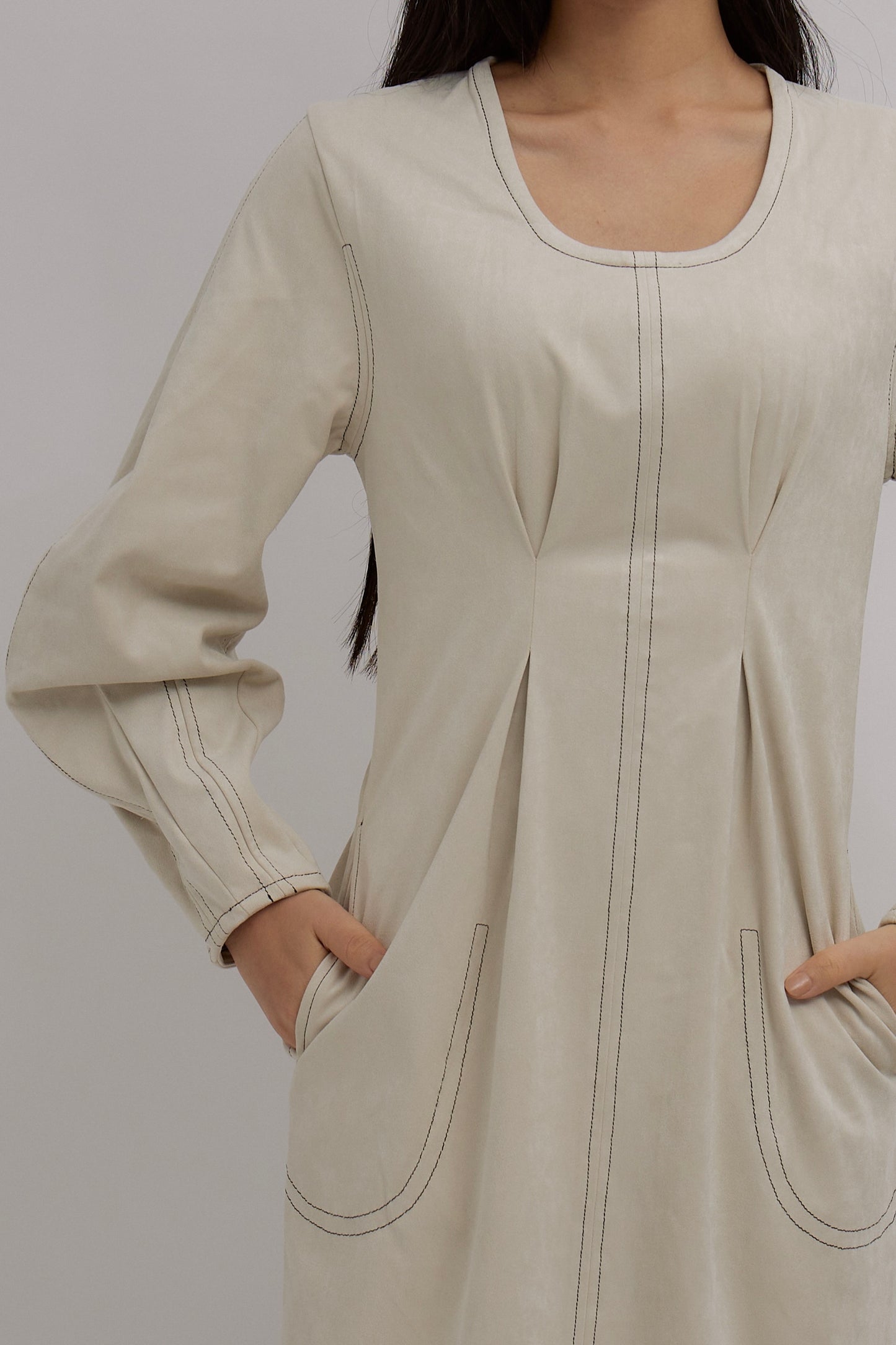 Uneck Stitch Cocoon Dress