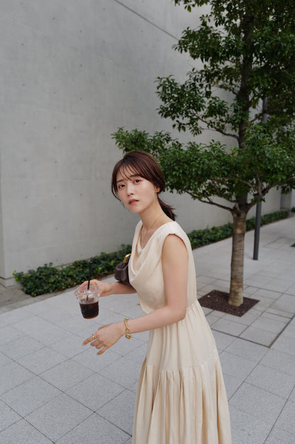 Sleeveless Drape Pleats Dress