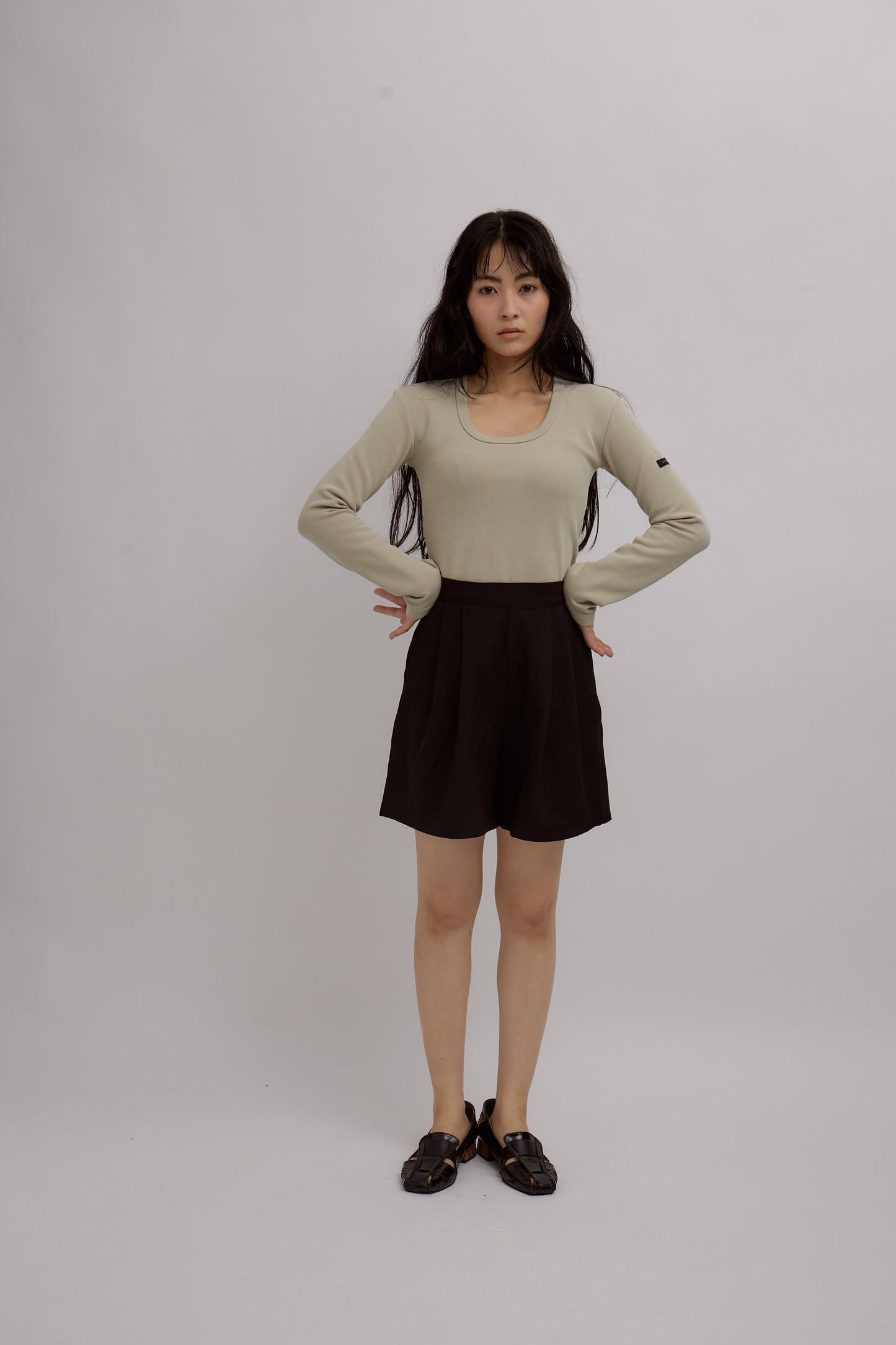 Tag-Sleeve U-Neck Mini Long Tee