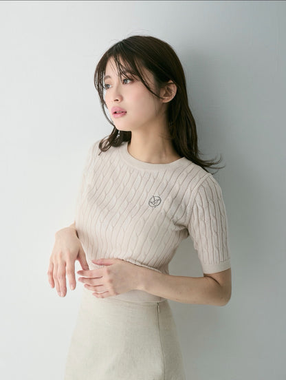 Airy Cable Knit Logo Tee