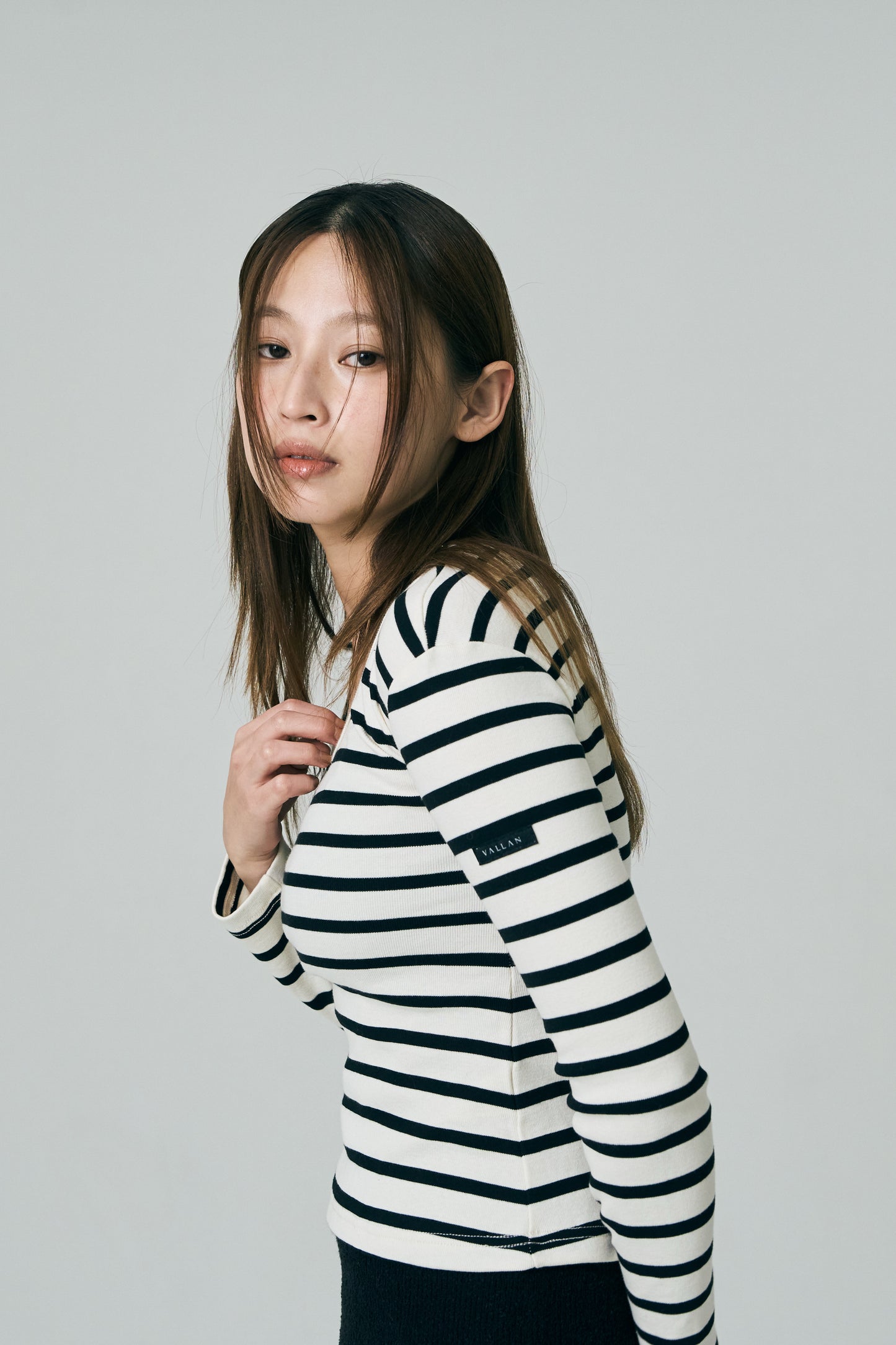 Tag-Sleeve U-Neck Mini Long Tee
