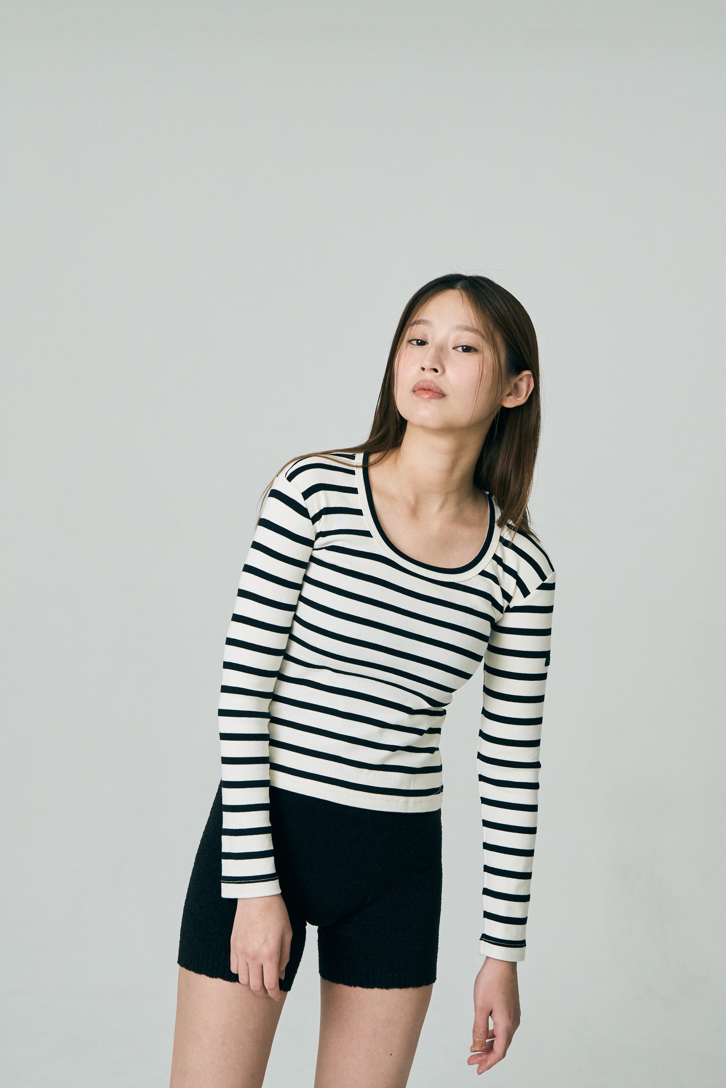 Tag-Sleeve U-Neck Mini Long Tee