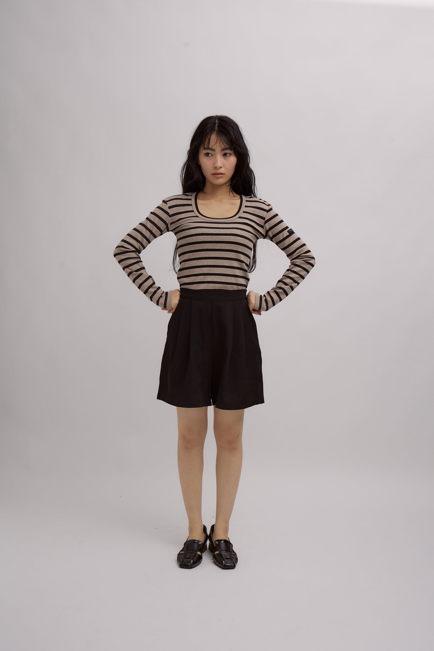 Tag-Sleeve U-Neck Mini Long Tee