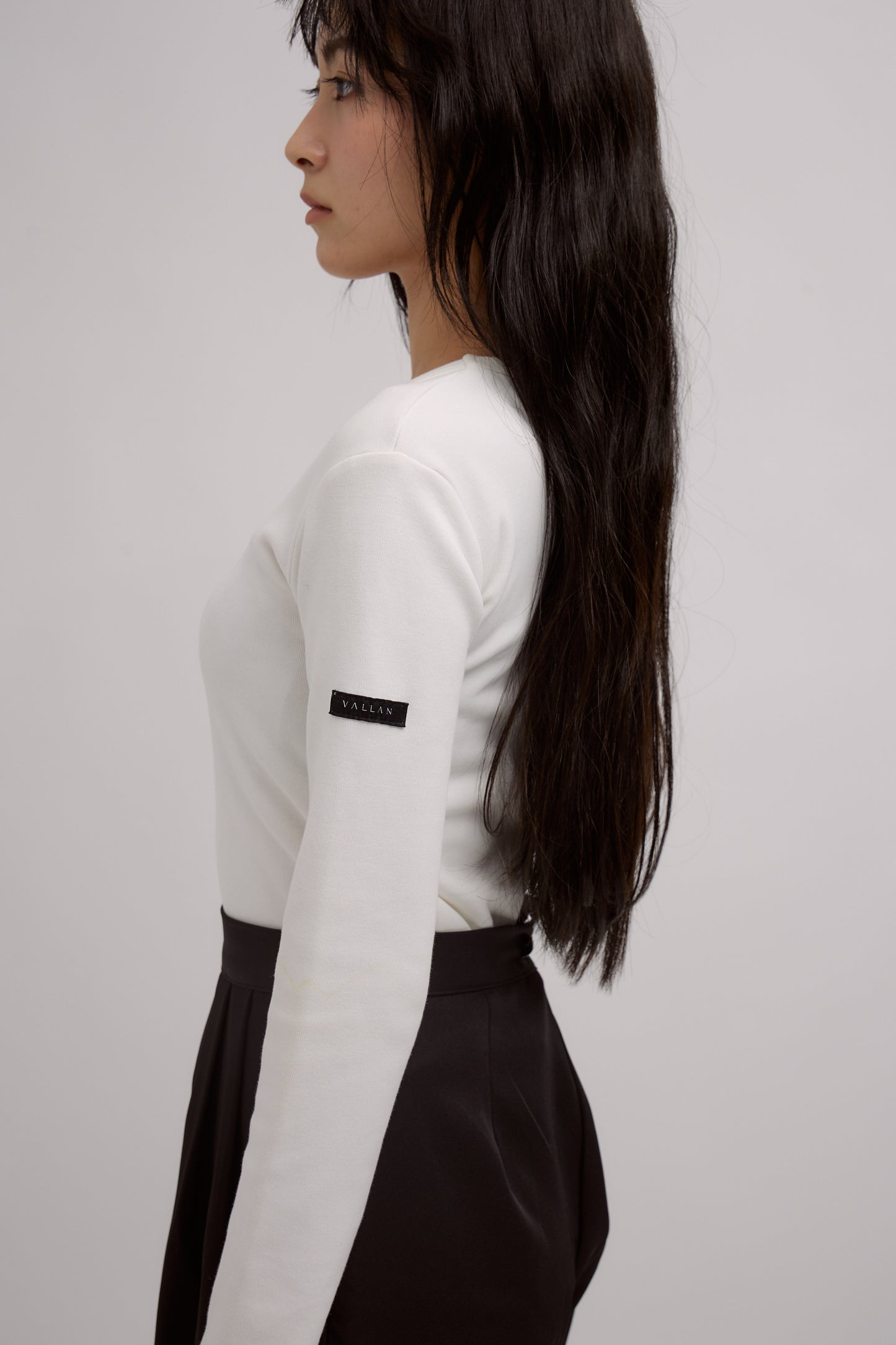 Tag-Sleeve U-Neck Mini Long Tee