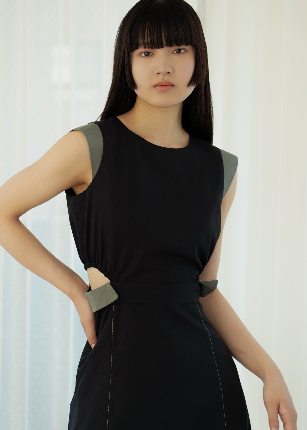 Side Open Flap Stitch Dress