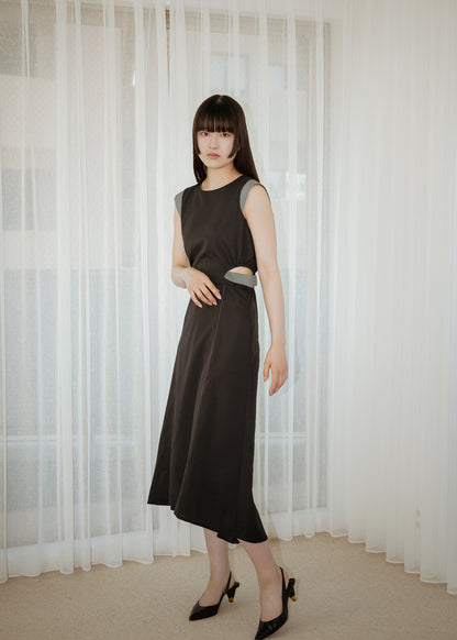 Side Open Flap Stitch Dress